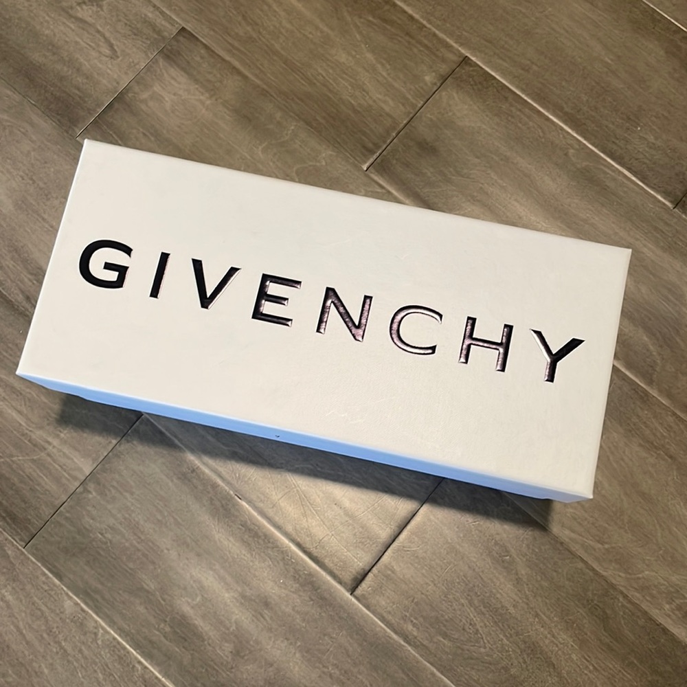 Givenchy shoe box- no shoes.  Has packing and two canvas bags